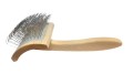 Keller Bursten - Curved Slicker Brush M - miękka szczotka pudlówka z długimi igłami, rozmiar M