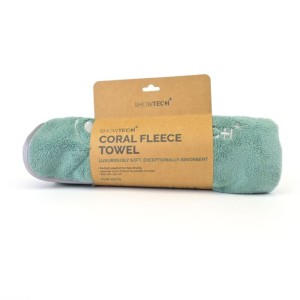 Show Tech+ - Coral Fleece Towel Desert Sage - ręcznik z mikrofibry 56 x 90 cm, kolor zielono-szary